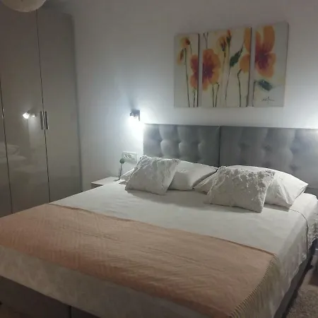 Dolea Apartment
